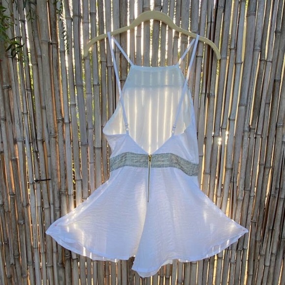 Line & Dot Revolve White Square Neck Romper XS - Picture 6 of 10